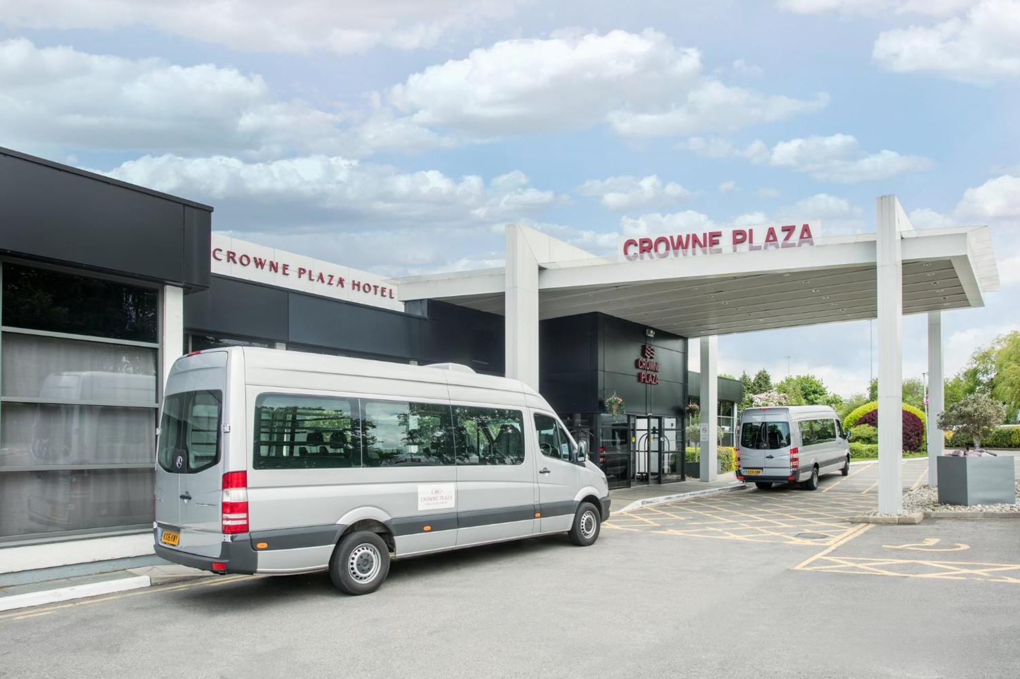 Crowne Plaza Manchester Airport, An Ihg Hotel Hale  Buitenkant foto